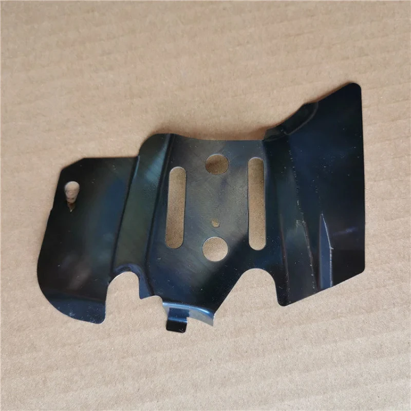 

Premium Guide Bar Gasket For ECHO & Shindaiwa CS-501SX Logging Saw Parts