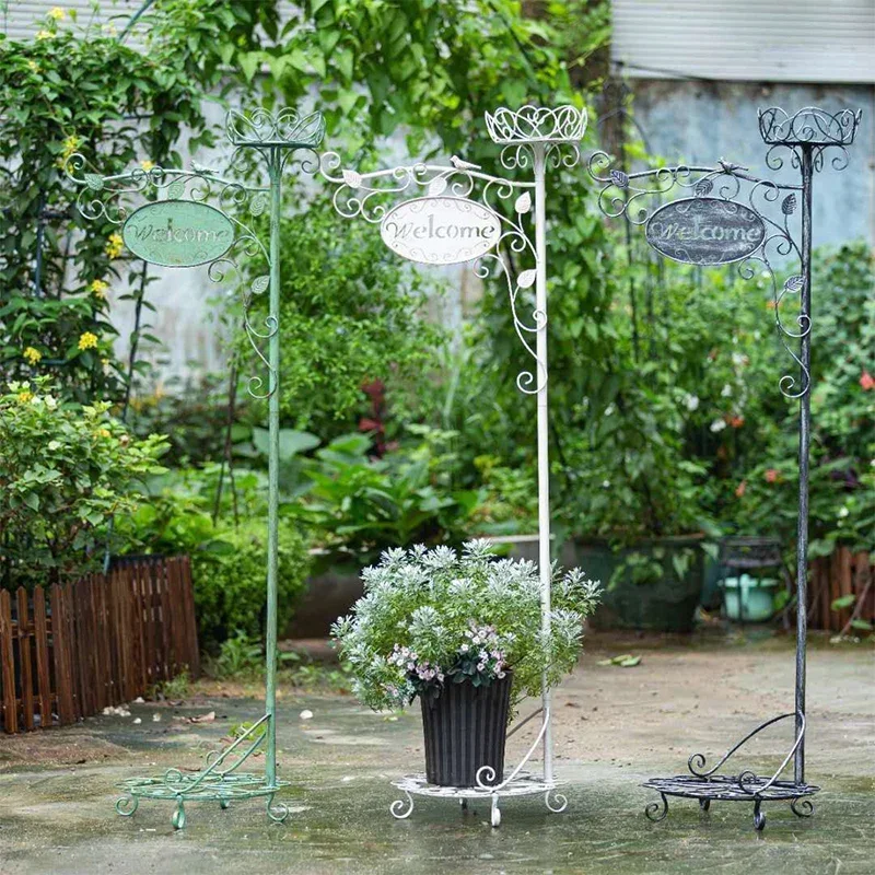 Rural retro old wrought iron flower stand French rack outdoor gardening welcome brand green plant climbing pergola decoration