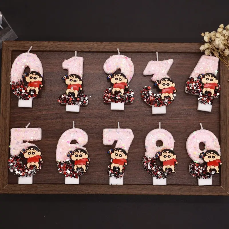 Neue Crayon Shin-chan Kreative Zahlenkerzen Handgefertigter Geburtstagstorten-Topper Partydekoration