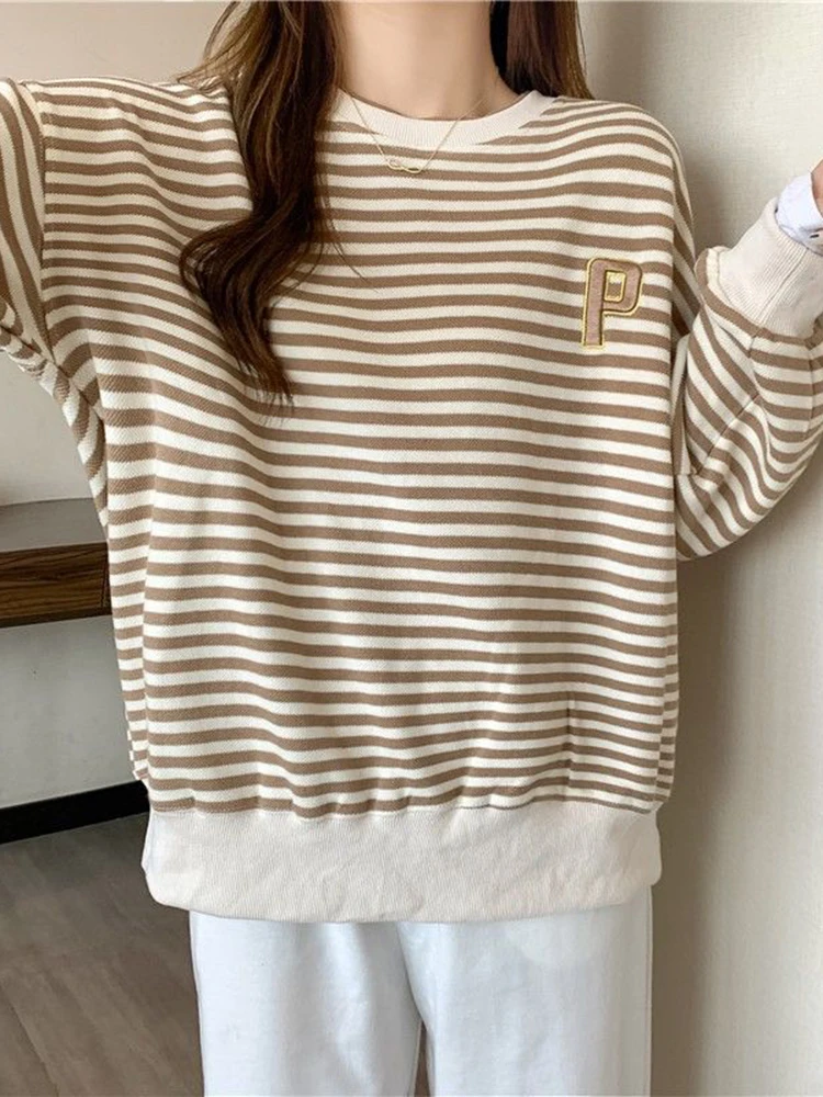 Zoki Casual Korean Loose Striped Sweatshirt Women Fashion Letter Embroidery Long Sleeve O Neck T Shirt Sweet Preppy Style Tops