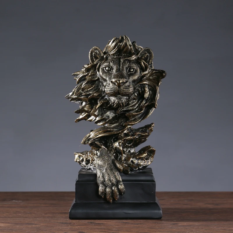 European-Style Roaring Wolf Figurine, Resin Realistic Animal Craft for Office, Living Room, and Bar Cabinet Decoration