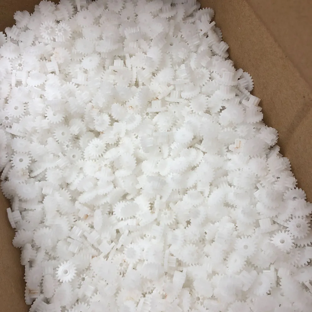 100x 18082A Double Deck Plastic Reduction Gear 18 Teeth 8 Teeth Compound Gear 1.95mm Aperture DIY Robot Toy Car Replacement Gear