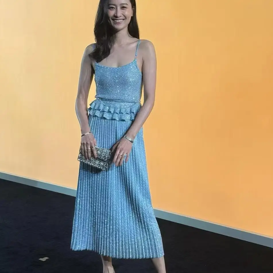 

2025New High Waist Pleated Knit Skirt with Crystals & Glitter Spring Summer