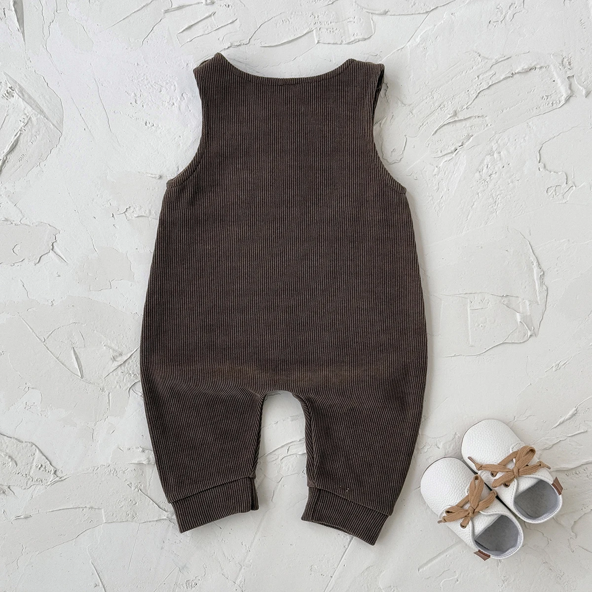 Infant Rib Knit Suspender Romper, 3D Fluffy Moon Applique Sleeveless Overalls, Shoulder Button Baby Fall One Piece Clothes