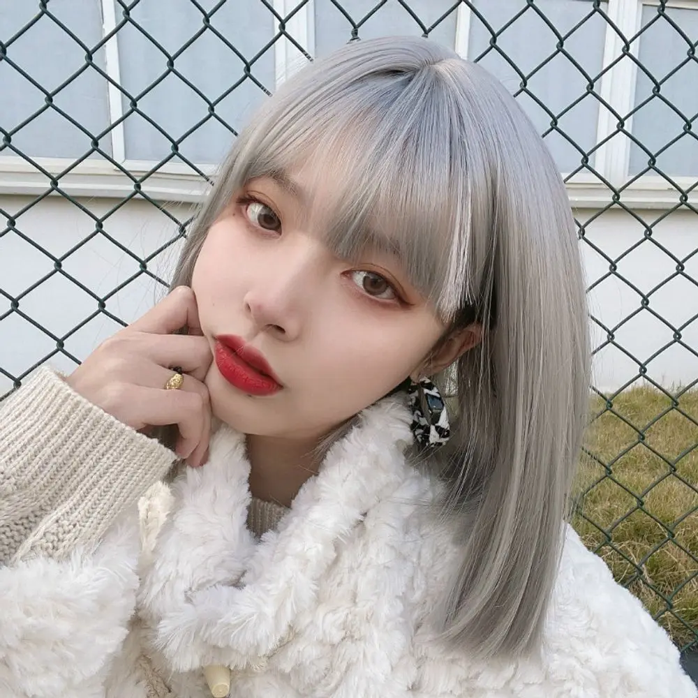 Air Bangs Bobo Short Straight Wig Comic Silver Gray Cosplay High Temperature Fiber Synthetic Wigs Pelucas Hair Daily Party Use