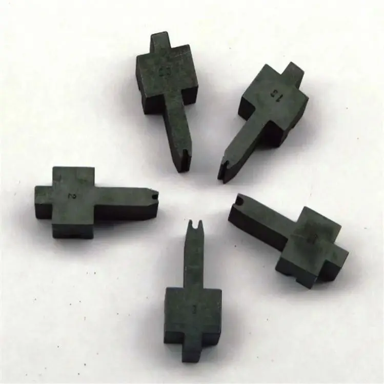 Piegatrice manuale per interposizione con lama fustellatrice ad alta precisione