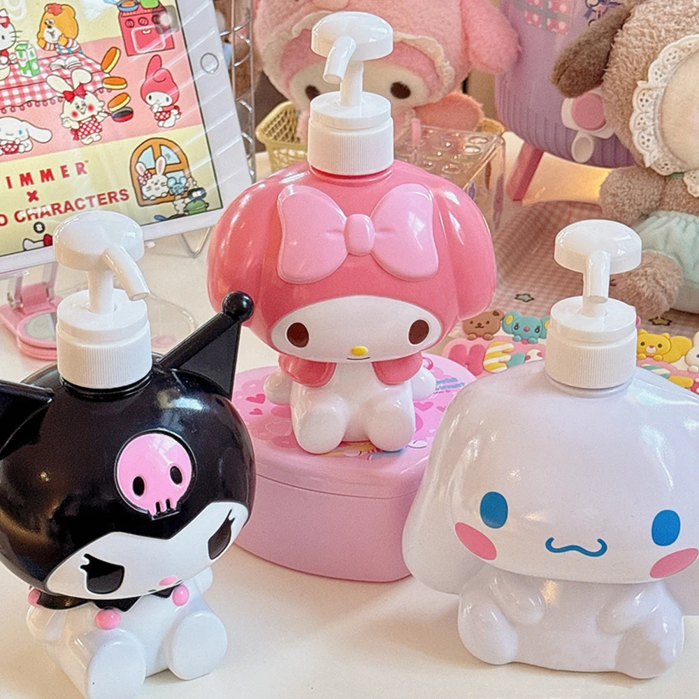 Kawaii Sanrio Filling Bottles Hello Kitty Cinnamoroll Kuromi  Conditioner Bottle Dispenser Refillable Containers for Liquid Soap