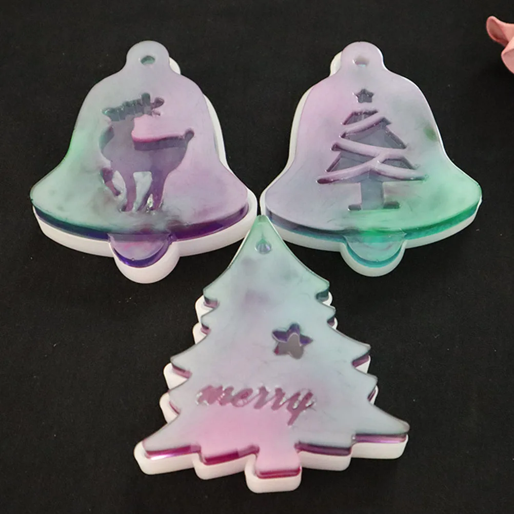 

4 Pcs Silicone Soap Mold Simple Pendant DIY Hanging Tag Elk Xmas nament Craft Resin Non Stick Easy Clean Reusable Christmas
