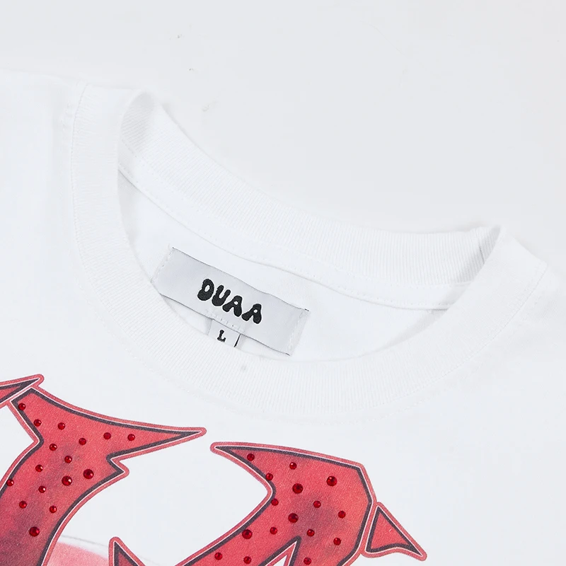 DUAA Men Women White Distressed Washed Short Sleeve T‑Shirt Mecha Hero Rhinestone Letter Anime Large Print Loose Casual Tee
