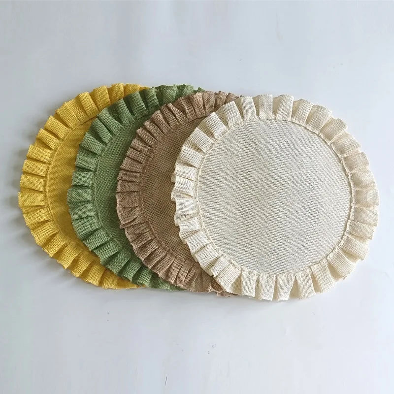 10pcs Round Jute Placemats with Scalloped Edges – Vintage Woven Coasters, Solid Color Ruffled Table Mats for Dining & Restaurant