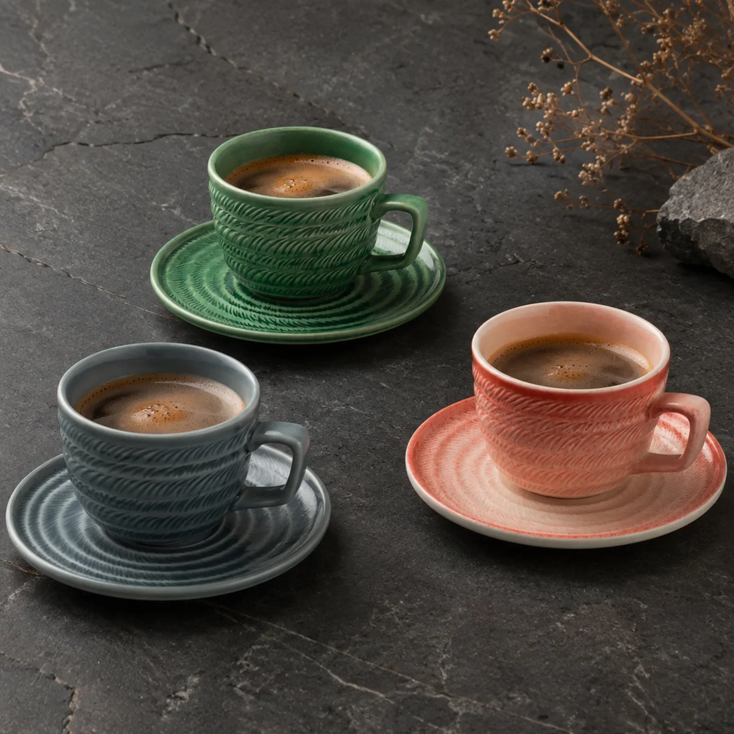 DSA high-value coffee cup, plume shadow relief mug, restaurant latte cup, dessert cup and saucer set, household drinking cup