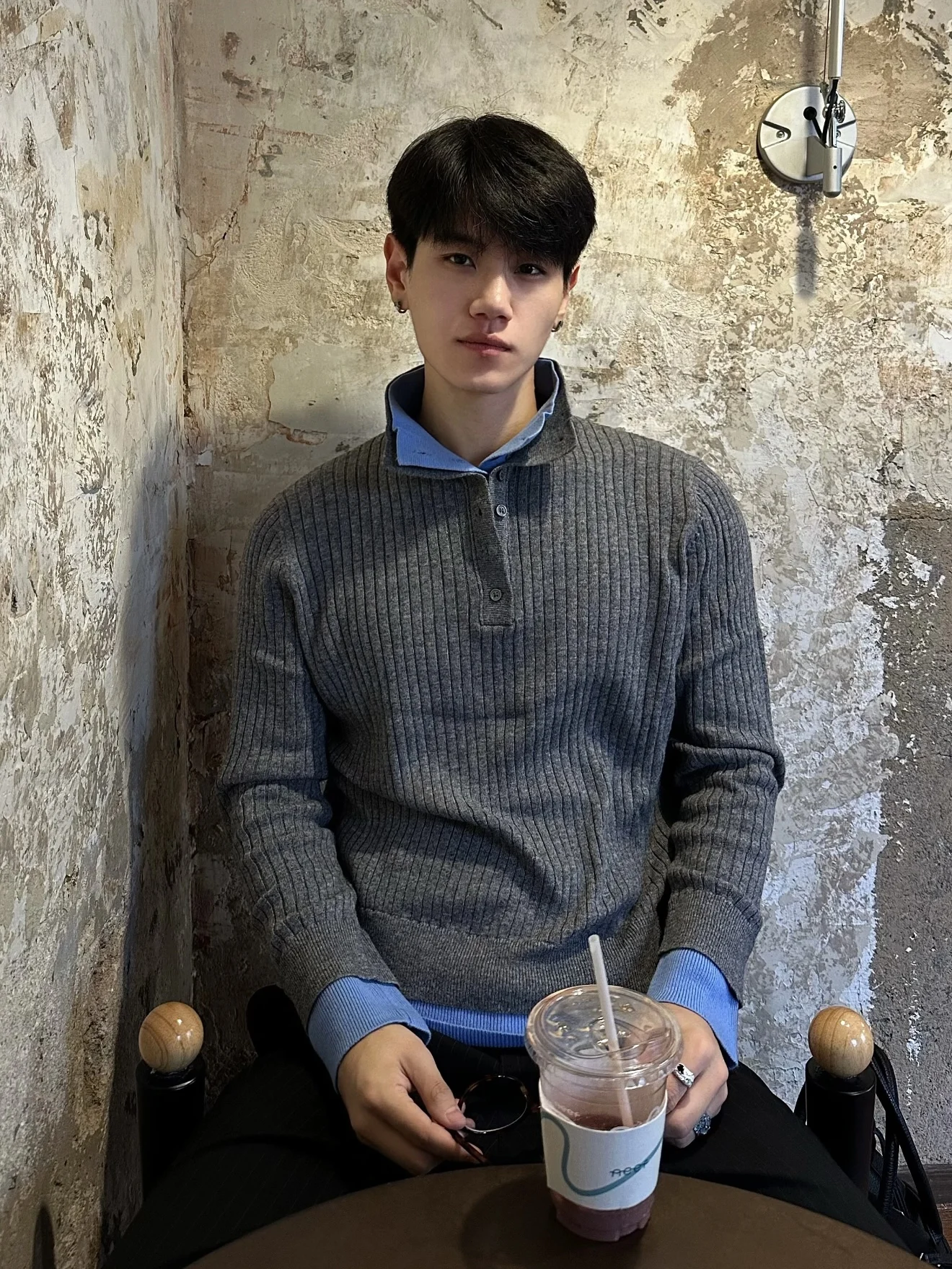 

Корейский ретро двухслойный длинный вязаный свитер с воротником Све, мужской осенне-зимний повседневный универсальный свободный крой из полиэфирного волокна