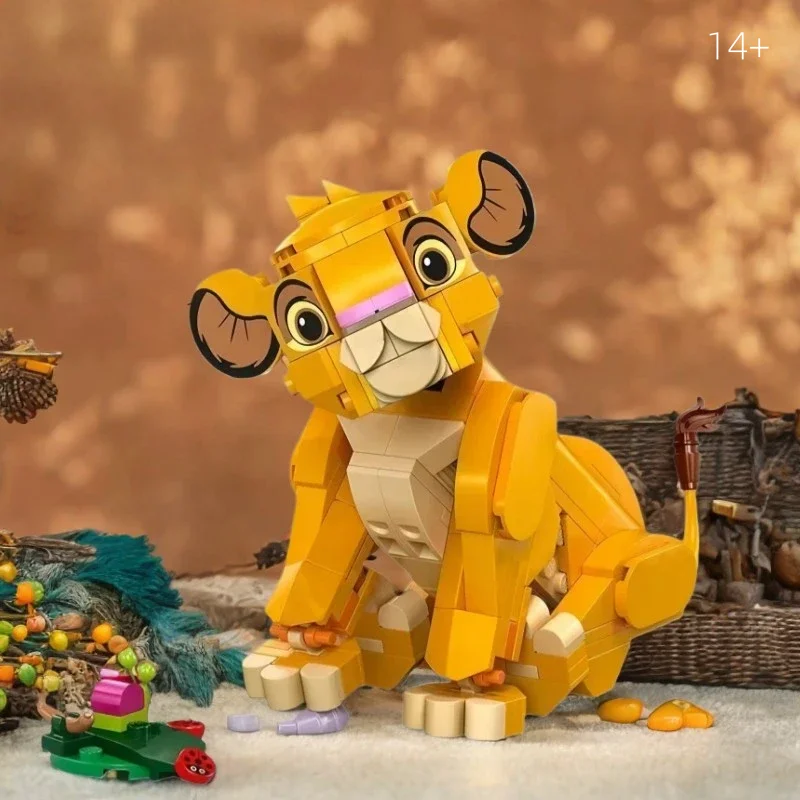 Offerte speciali Disney 43243 Creatore di film Modello Building Block Mattoni Cartoon Lion King Cub Figura Giocattoli per bambini Regali di Natale