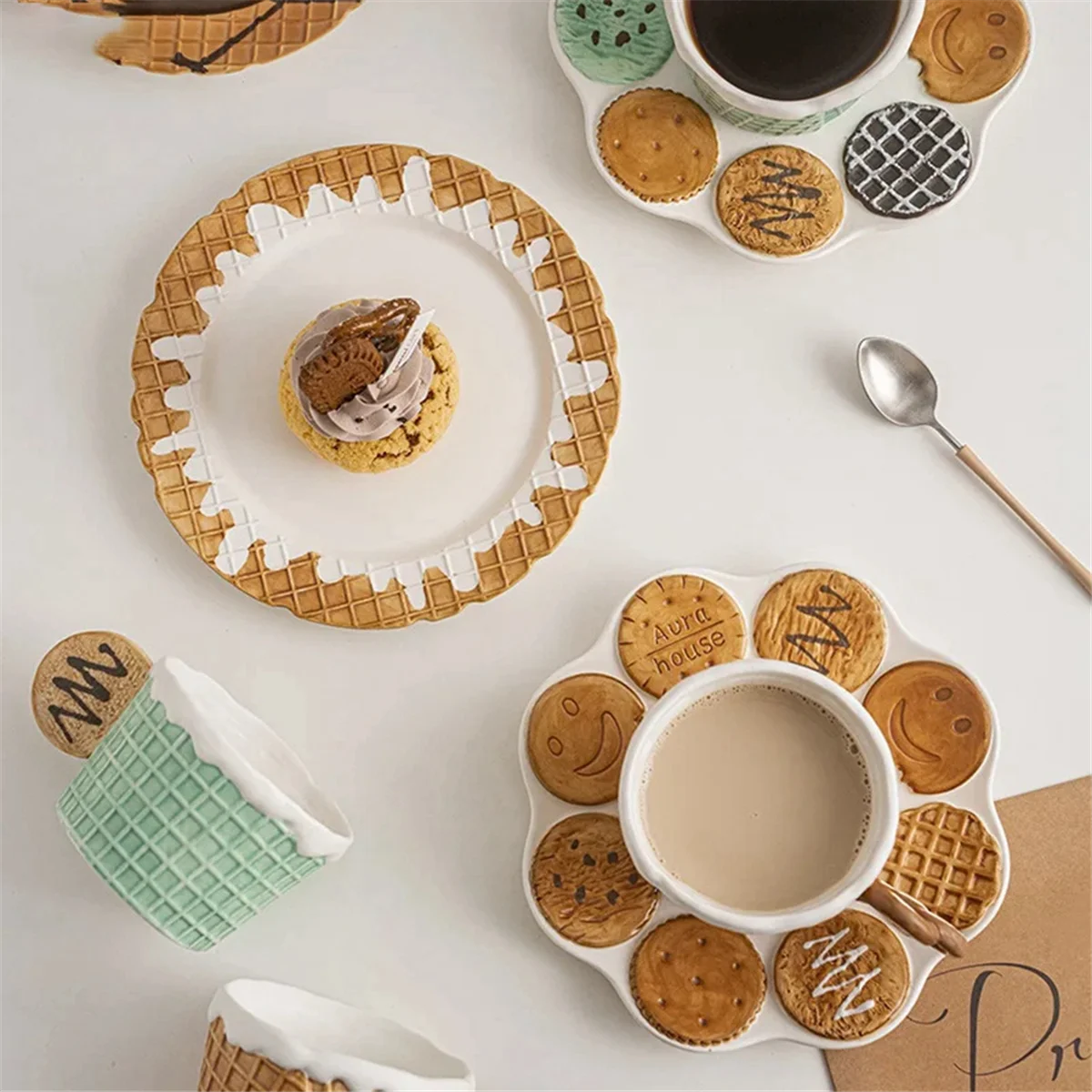 Creative Cookie Plate Cute Ceramic Office Dessert Plate Home Breakfast Dessert Plate,Coffee Color,Sugar Cone Plate