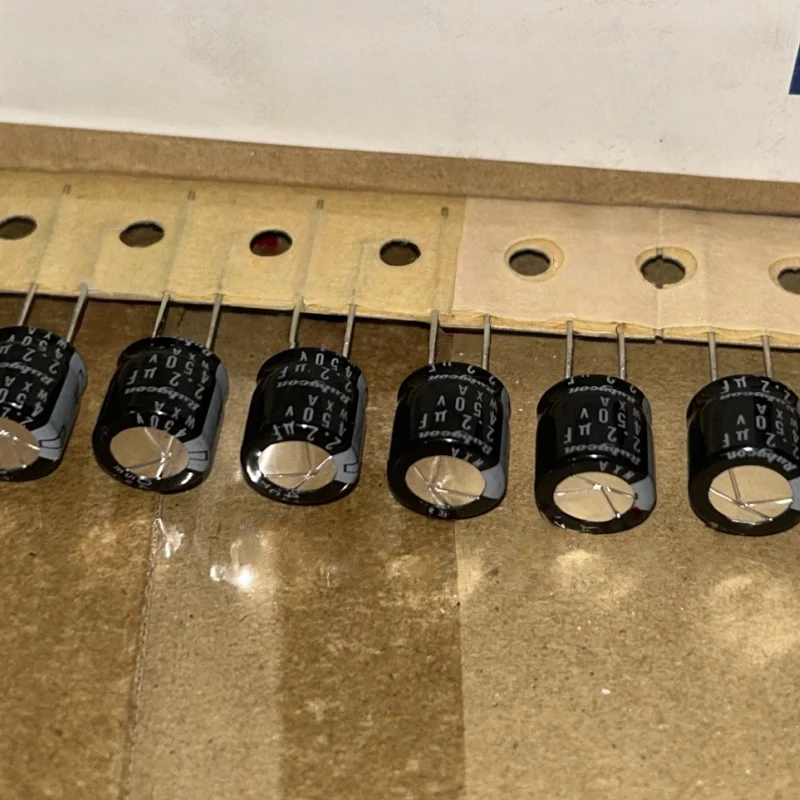 20 piezas 2,2 UF 450V condensador electrolítico 450V 2,2 UF 10X9 WXA 105 grados