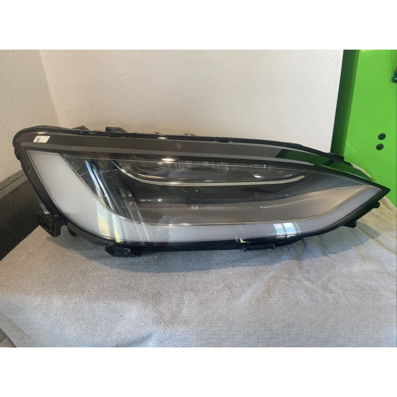 Suitable for 2016-2021 Tesla Model X Front Headlight Assembly