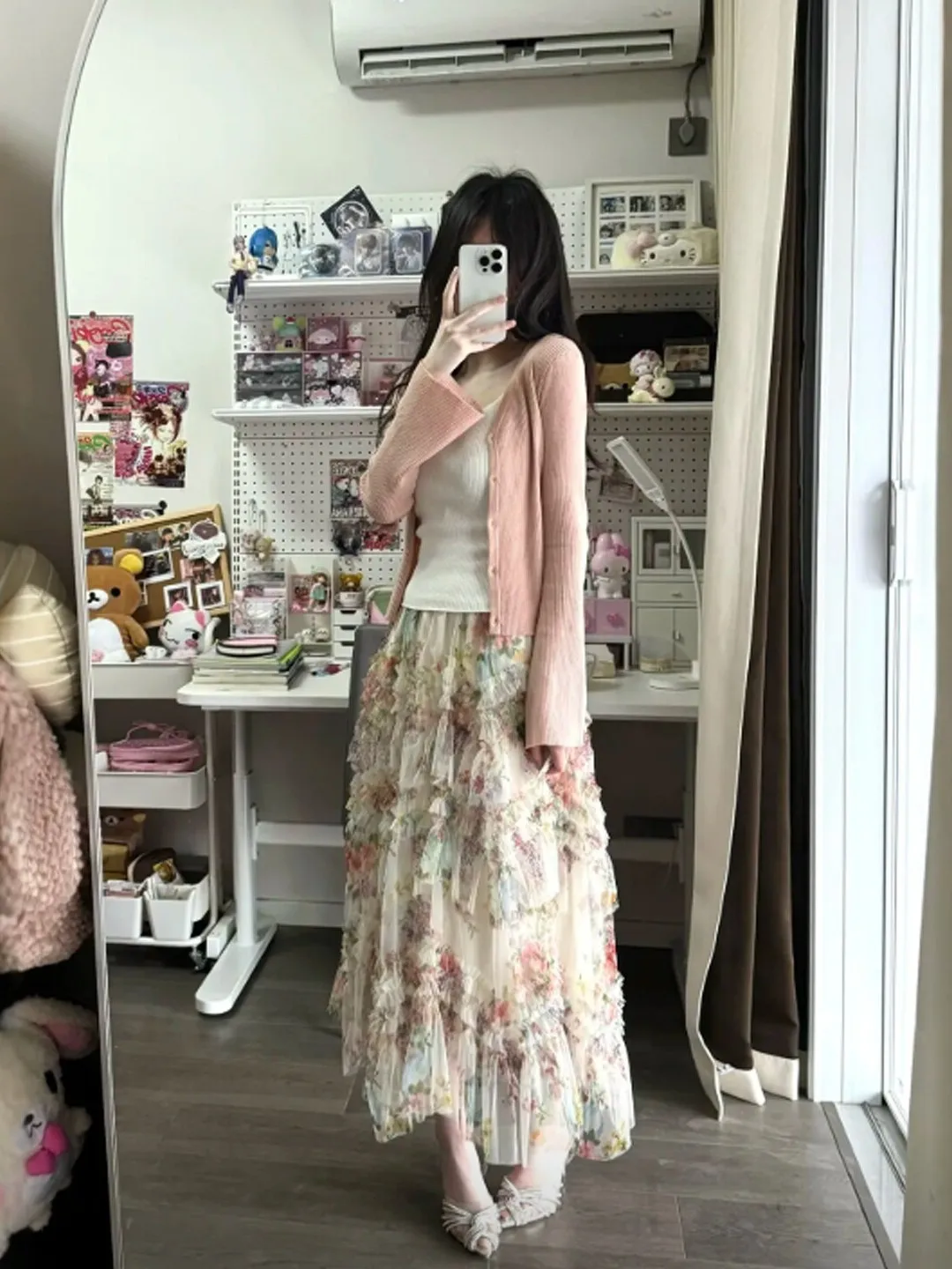 

Pink Floral Half-length Skirt And Cardigan Vest Three-piece Set Beautiful Unique Age-reversing Spring Fashion Women's Ensemble