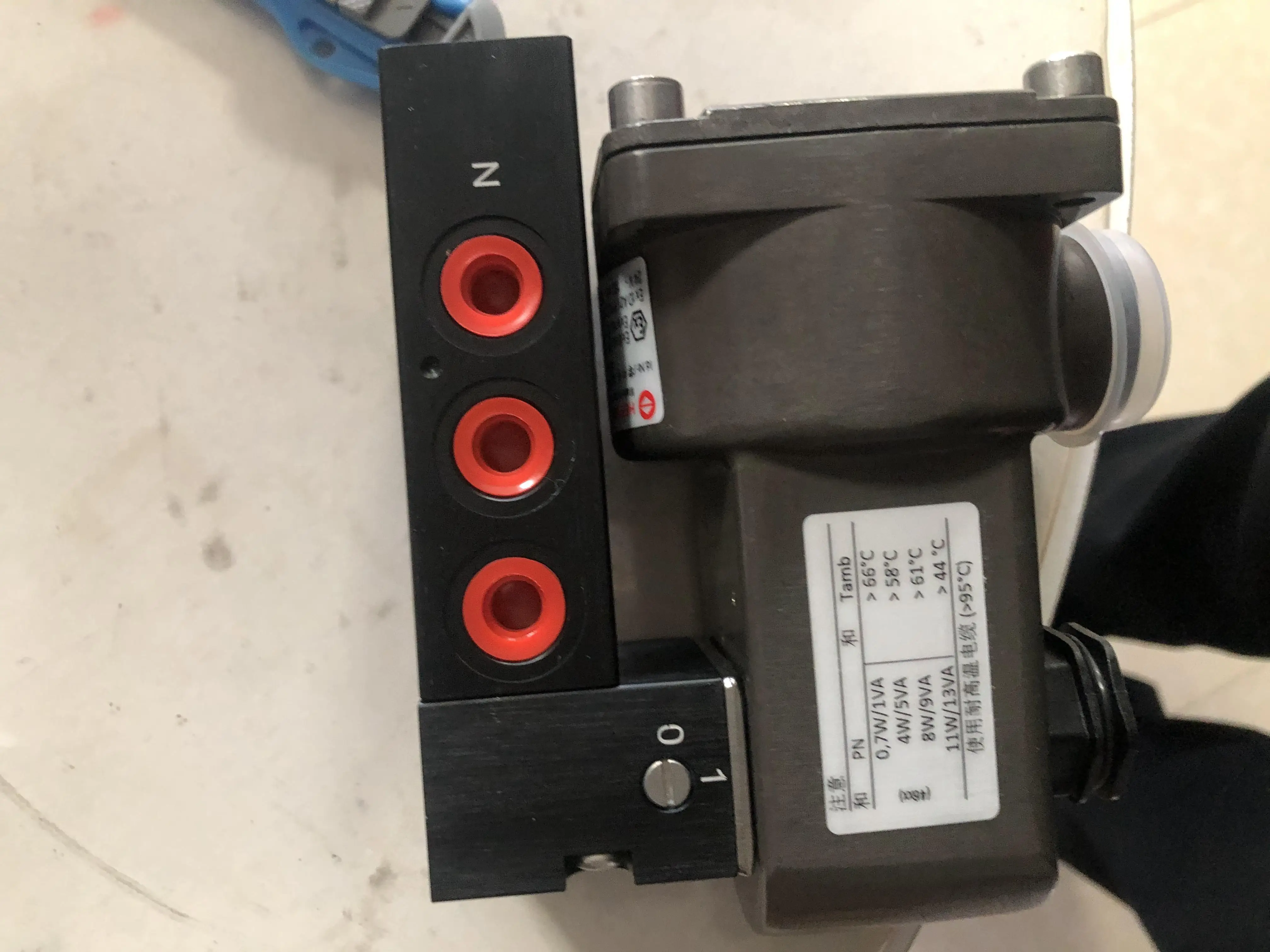 

Электромагнитный клапан 6215M0740.4610.024.00 IMI HERION pipe 6215M0740