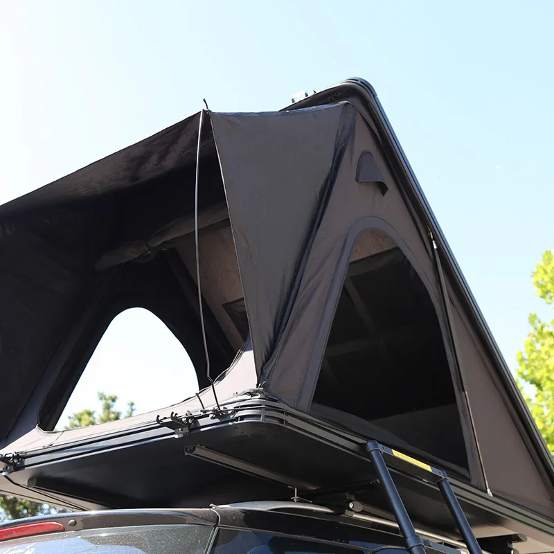 China Cheap Fold Wilderness desolate land Out Triangle Roof Top Tent Hard Shell 2 Person for Rooftop Camping Jeep 4 off road