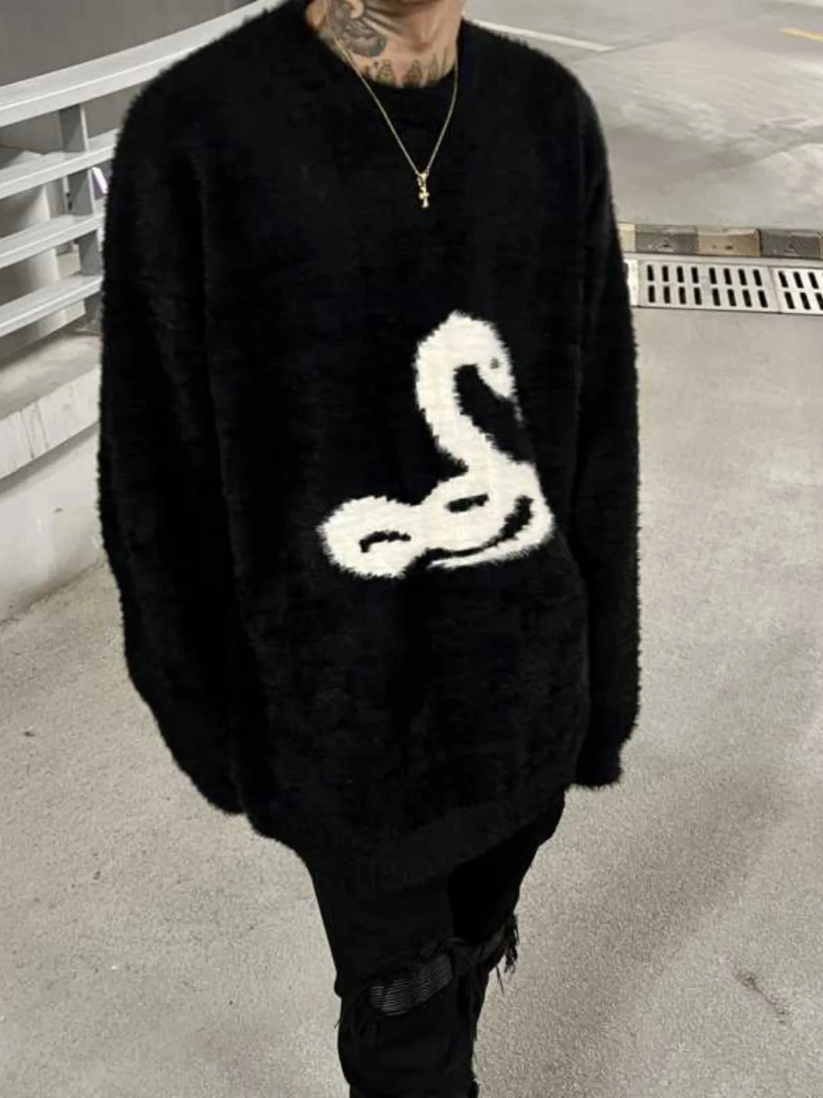 

k Snake Image Sweater Loose Casual High Street Autumn Winter Knitted irt Youth Faion round Ne Long Sve Color