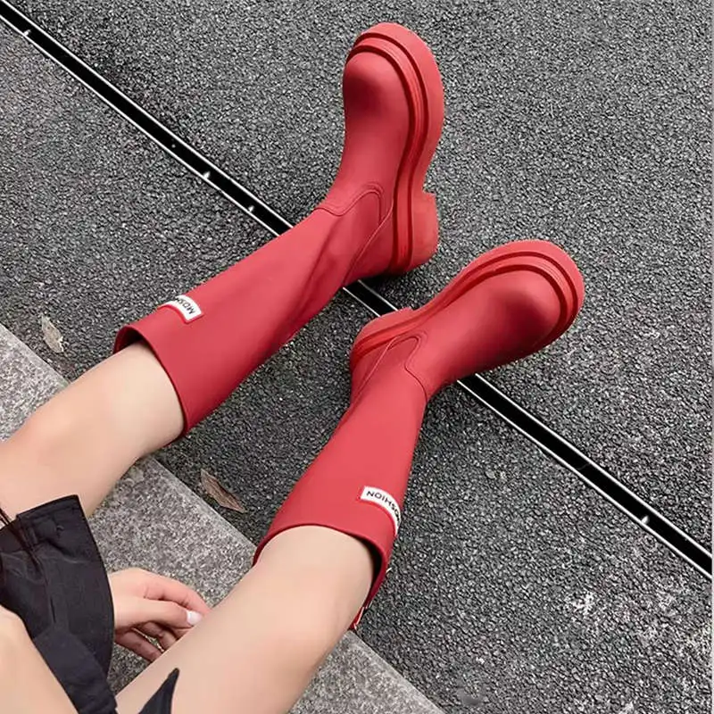 

Red High-Top Rain Boots Thick Bottom Outdoor Autumn Spring Knight Boots Long Booties Korean Style round Toe Synthetic Leather