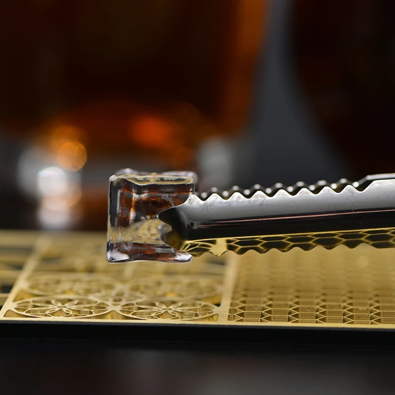 Clear Ice Cube Design Tray Craft Modern Ice Molds for Bourbon & Cocktails in 5 Seconds Whiskey Bartender Accessories