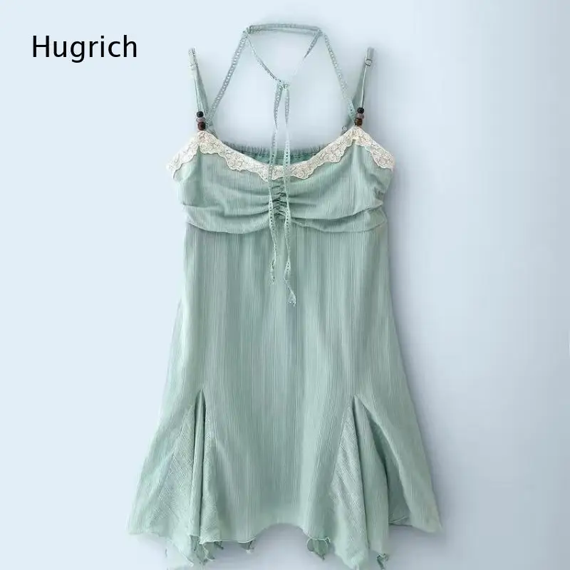 Neckholder-Slip-Kleid mit Spitzenbesatz, Kordelzug an der Brust, geraffter Vorderseite, Perlen, verstellbaren Trägern, unregelmäßigem Rüschensaum, schmal geschnitten, Minikleid