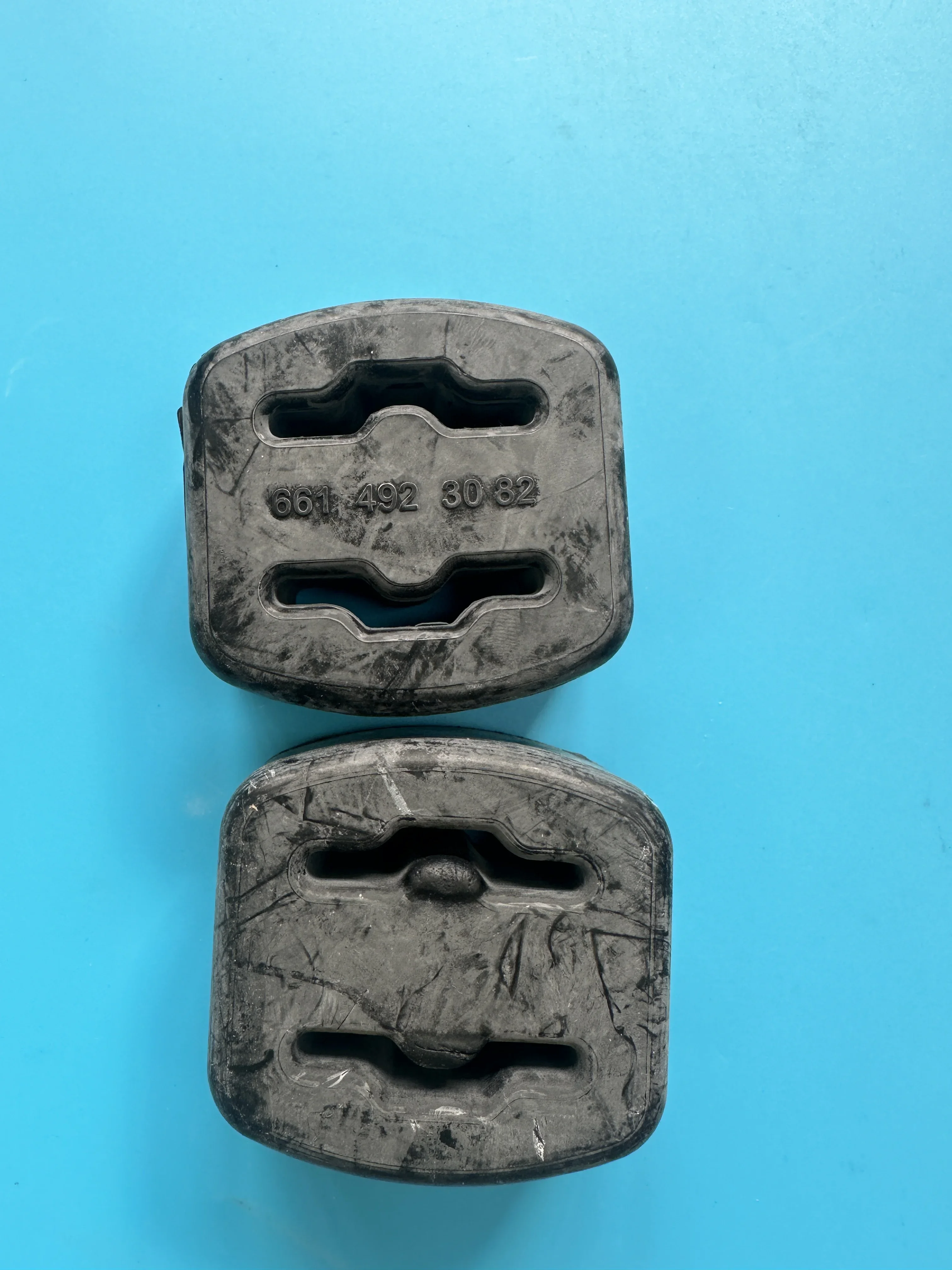 2PC Exhaust Pipe Hanger Square 6614923082 For Ssangyong MB100 Istana