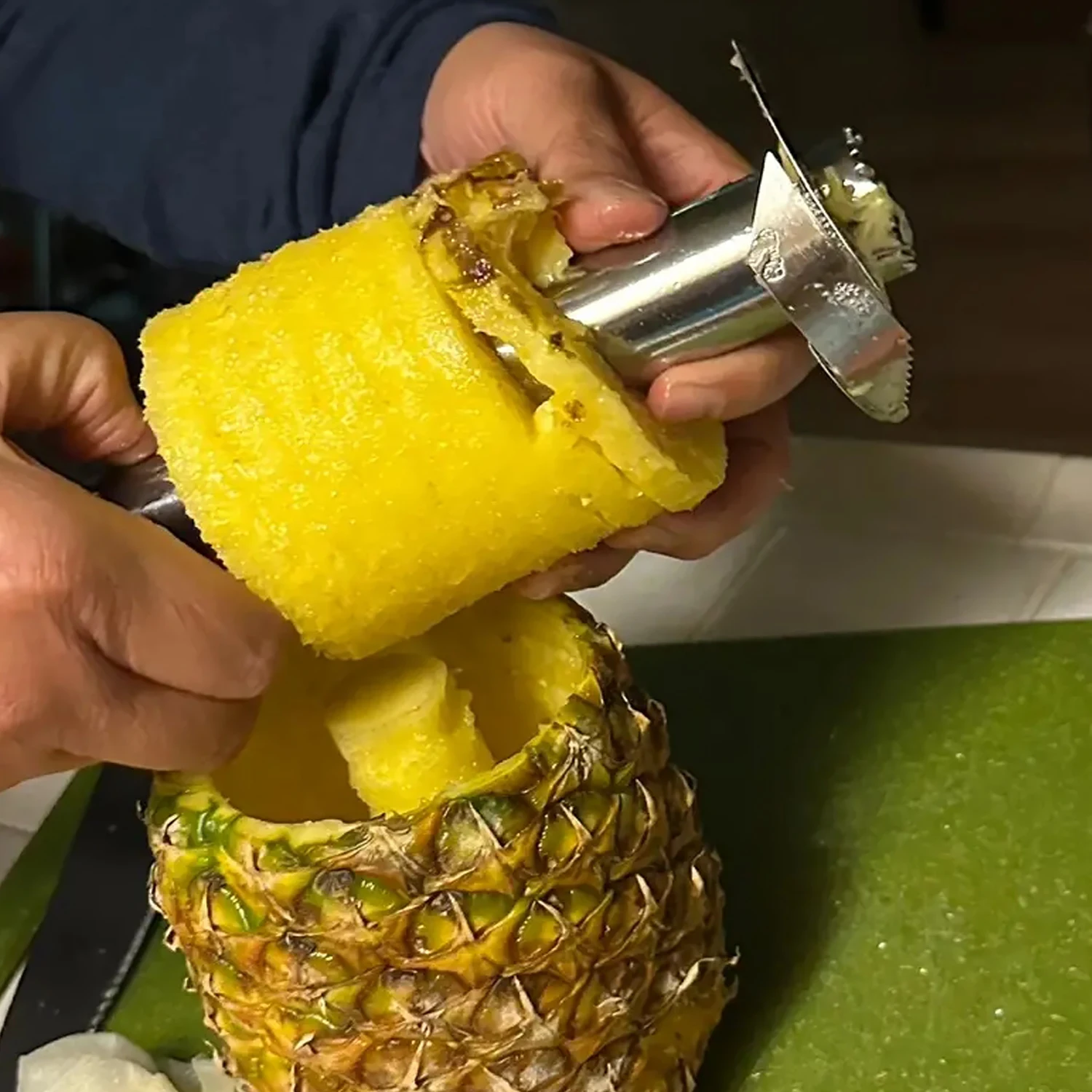 1Pcs Pineapple Slicer Peeler Cutter Parer Knife Stainless Steel Kitchen Fruit Tools  Kitchen Accessories Kitchen Gadgets