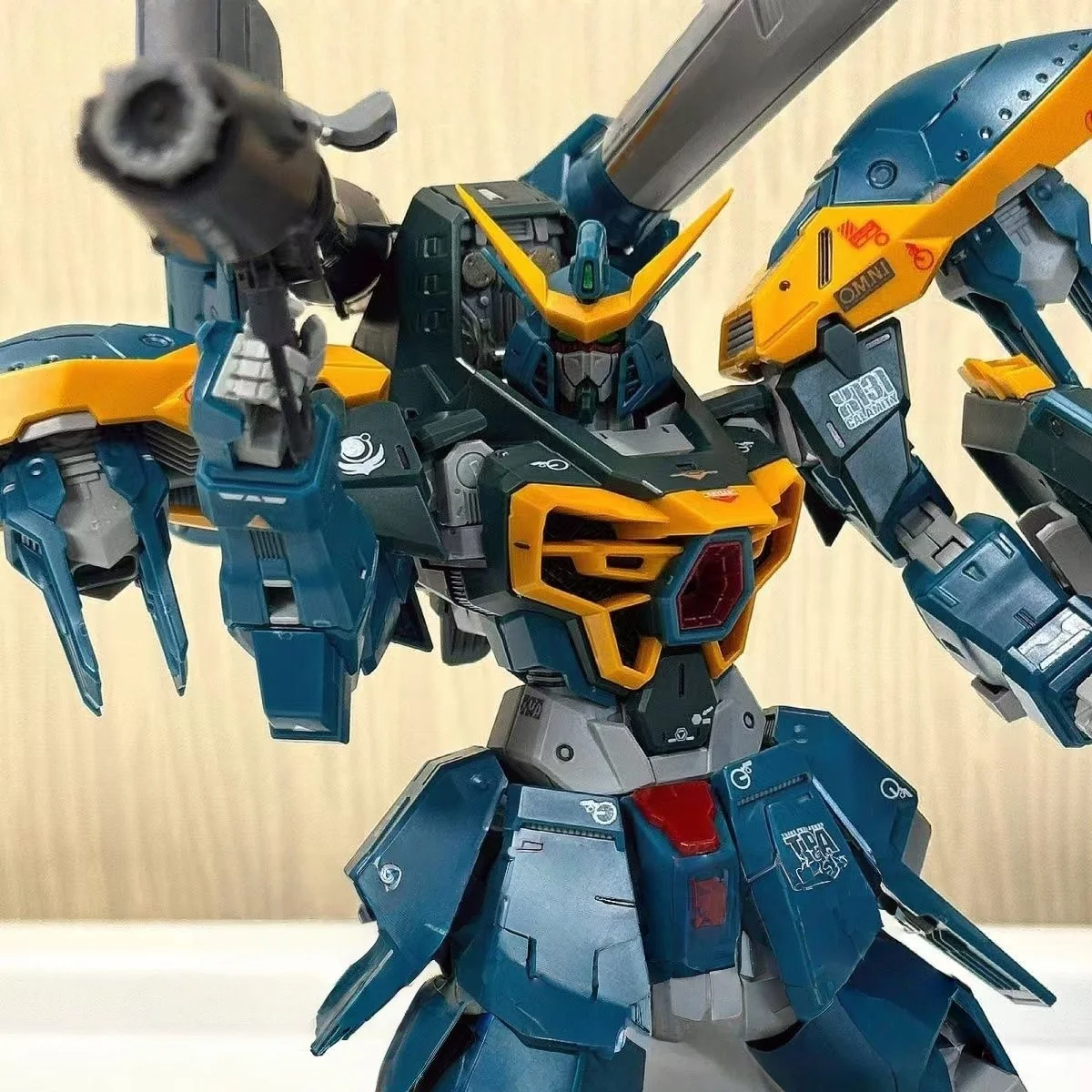 Novo em estoque baobao e menghu 1/100 fm calamidade montagem modelo kit anime figura de ação robô modelo plástico presentes surpresa brinquedos