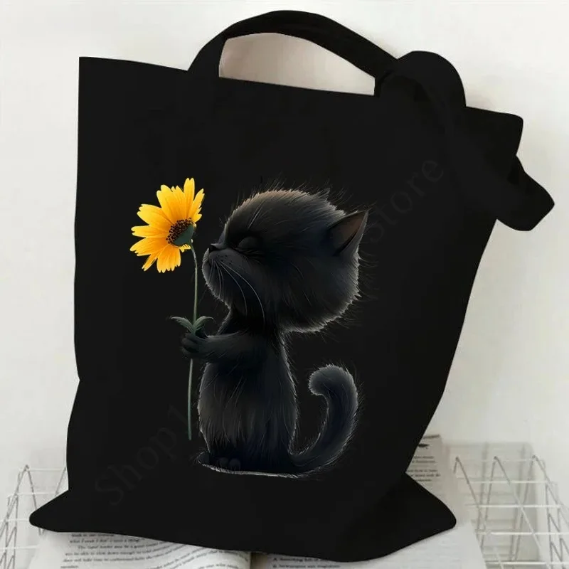 قطة سوداء لطيفة مع زهور عناصر يومية نمط قماش حمل حقيبة كتف ملحق رائع للتسوق الاستخدام اليومي #3