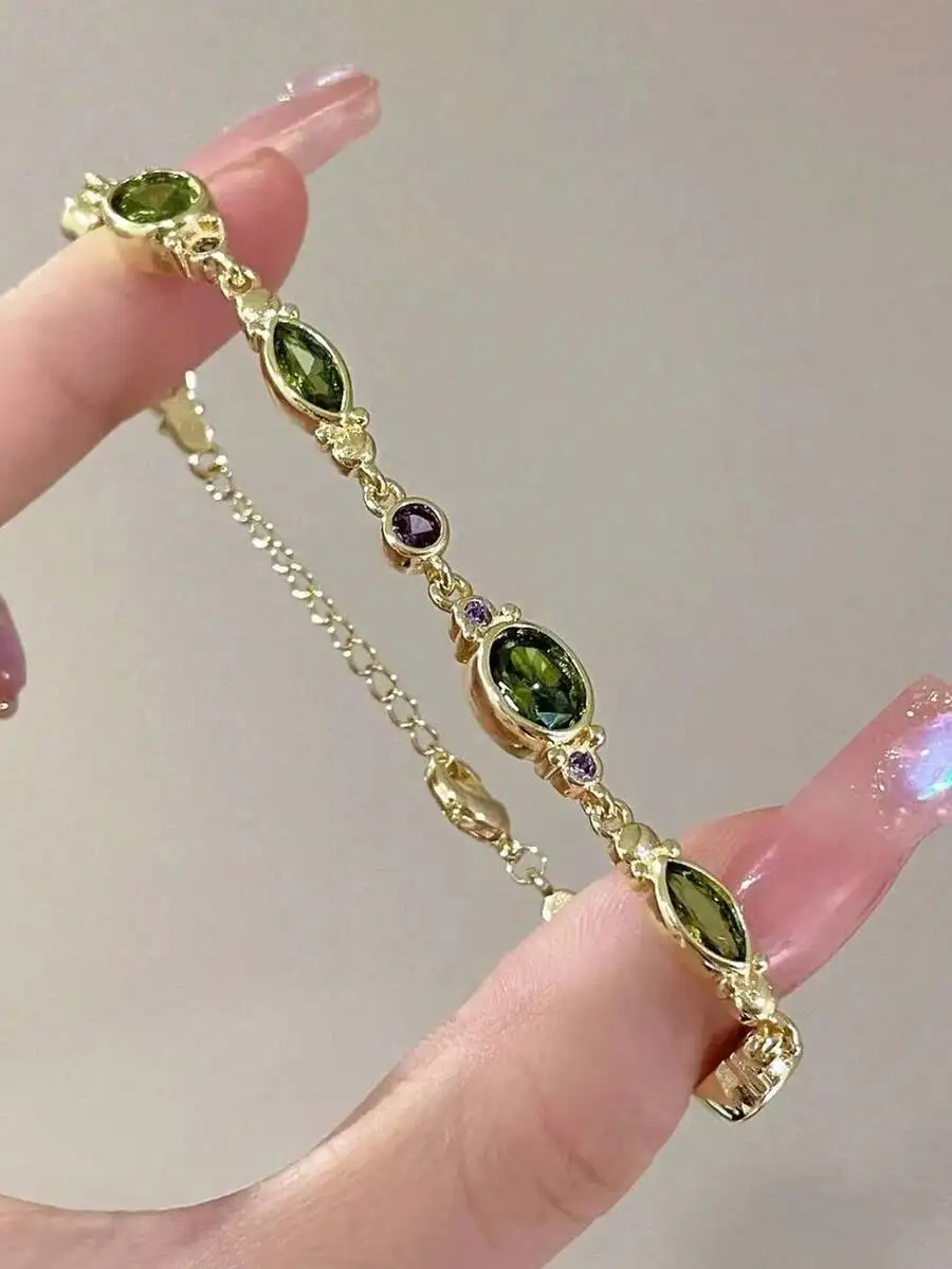 

Vintage Olive Green Crystal Bracelet For Women Gold Tone Synthetic Peridot Marquise Oval Stone Chain Bohemian Fairycore Aestheti
