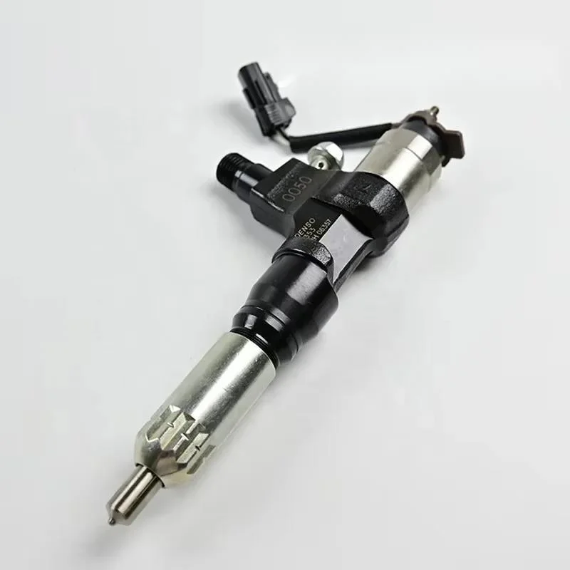 23670-E0050 095000-6353 Diesel Fuel Injector Nozzle 0950006353 23670E0050 For Isuzu J05E Engine SK200/250/270