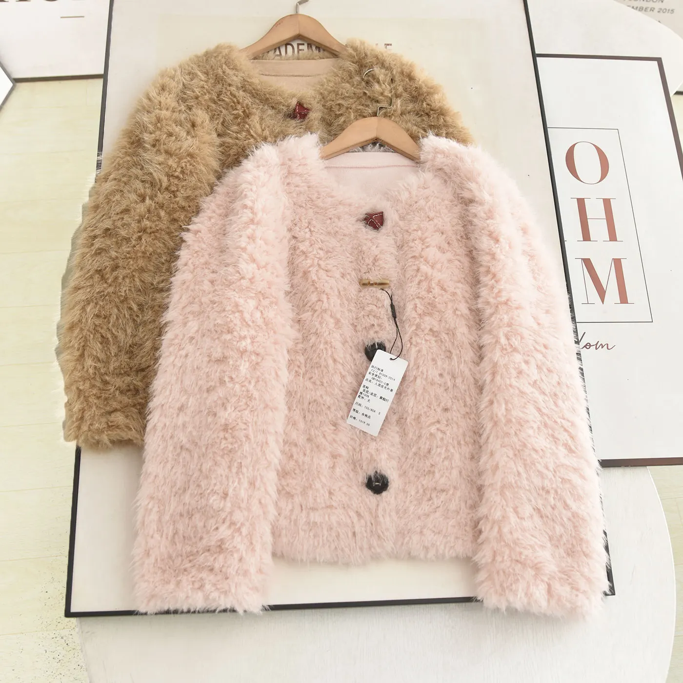 

Autumn Winter Women's Faux Lamb Fur Jaet Single Button Design Sensation Miss Rich Sle Casual Loose Fit Long Sve Coat