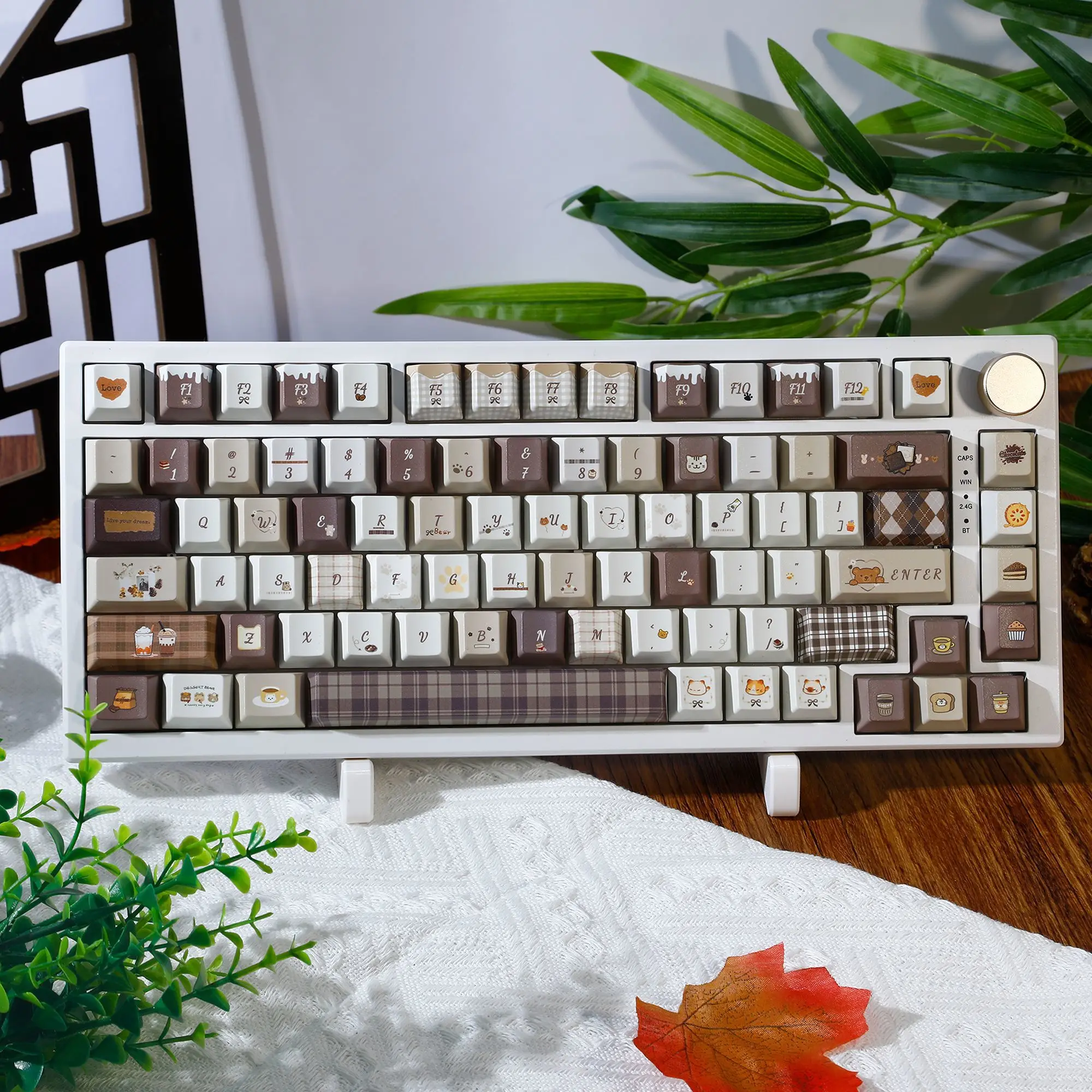 Cat Cafe PBT Keys Cherry Keycaps Cute Keycap Gift for Girl Cute Dye Sublimation Mechanical Keyboard for Made68 Mad68 Wooting 60