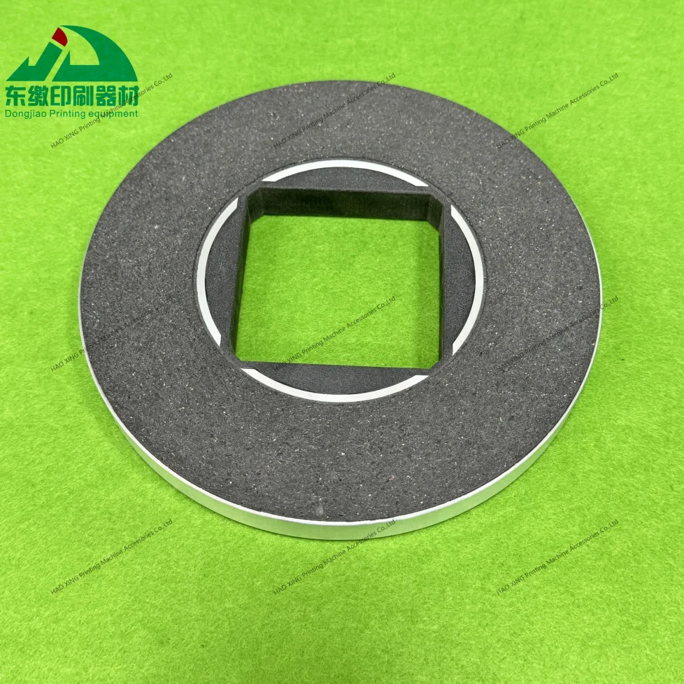 การพิมพ์ชิ้นส่วนเครื่องจักรเบรค Pad C7.101.3023 สําหรับ Heidelberg XL105 CD102 การพิมพ์ชิ้นส่วนเบรค Pad ขนาด 202*80*80 มม. คุณภาพสูง