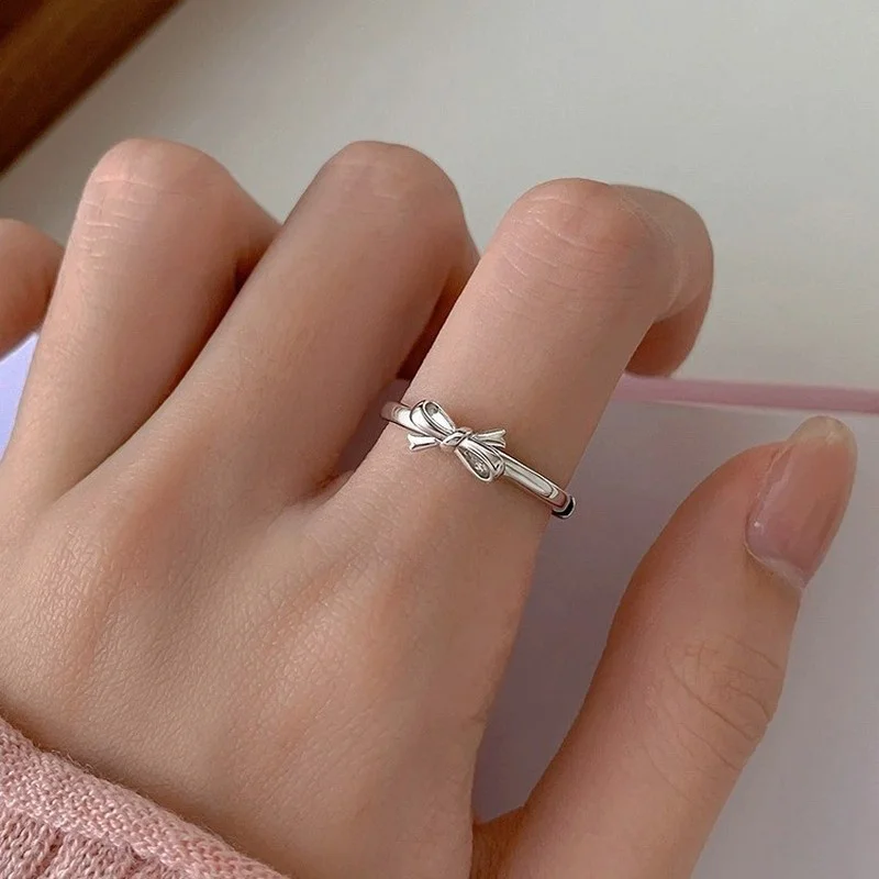 Nieuwe Zoete Boog Wijsvinger Ringen Voor Vrouwen Mini Strik Ontwerp Eenvoudige Effen Opening Ring Cadeau Voor Meisje Sieraden Accessoires