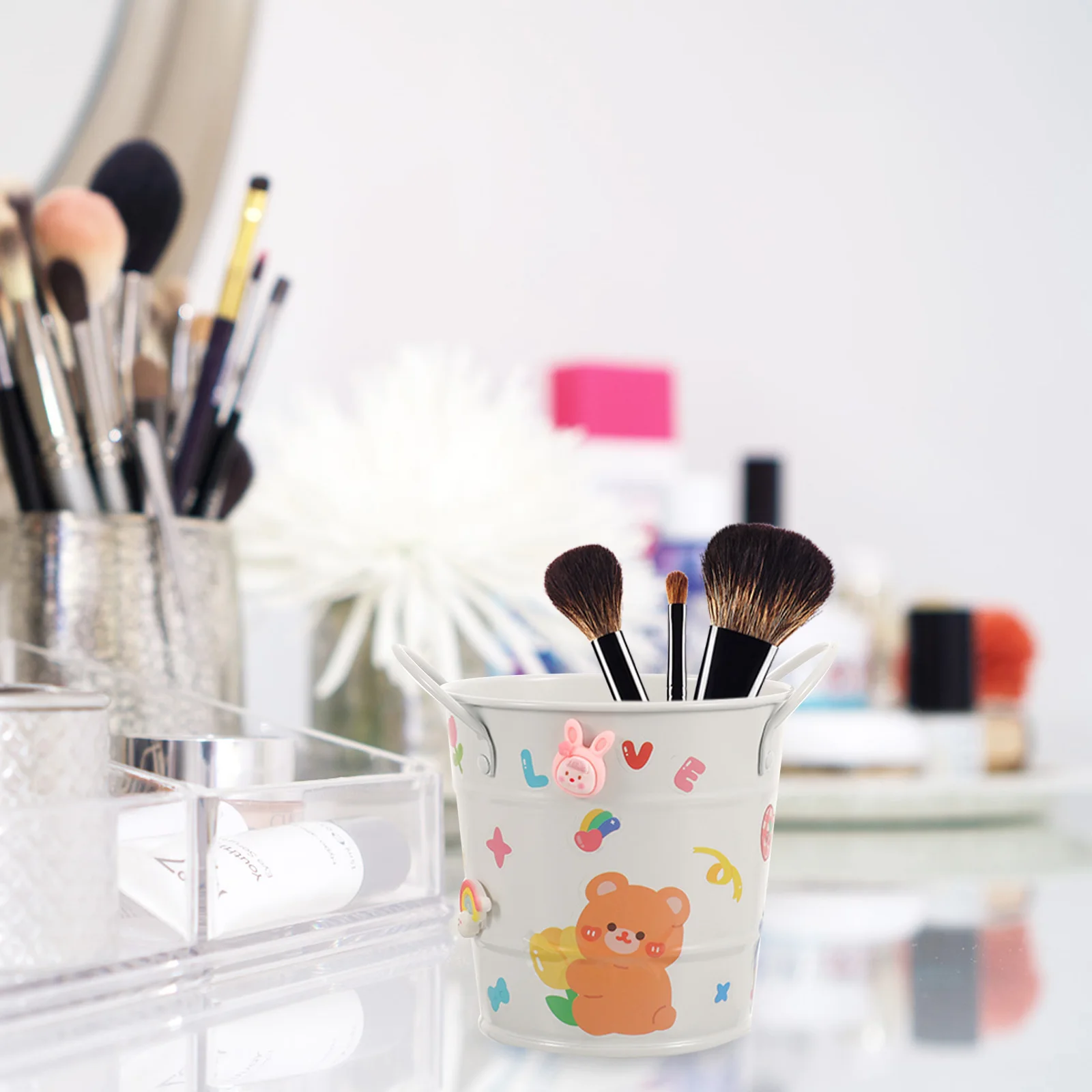 

Iron Makeup Brush Holder White Sticker Patch Desk Pen Organizer Storage Container Trash Can Stationery Holder Office Home Decor