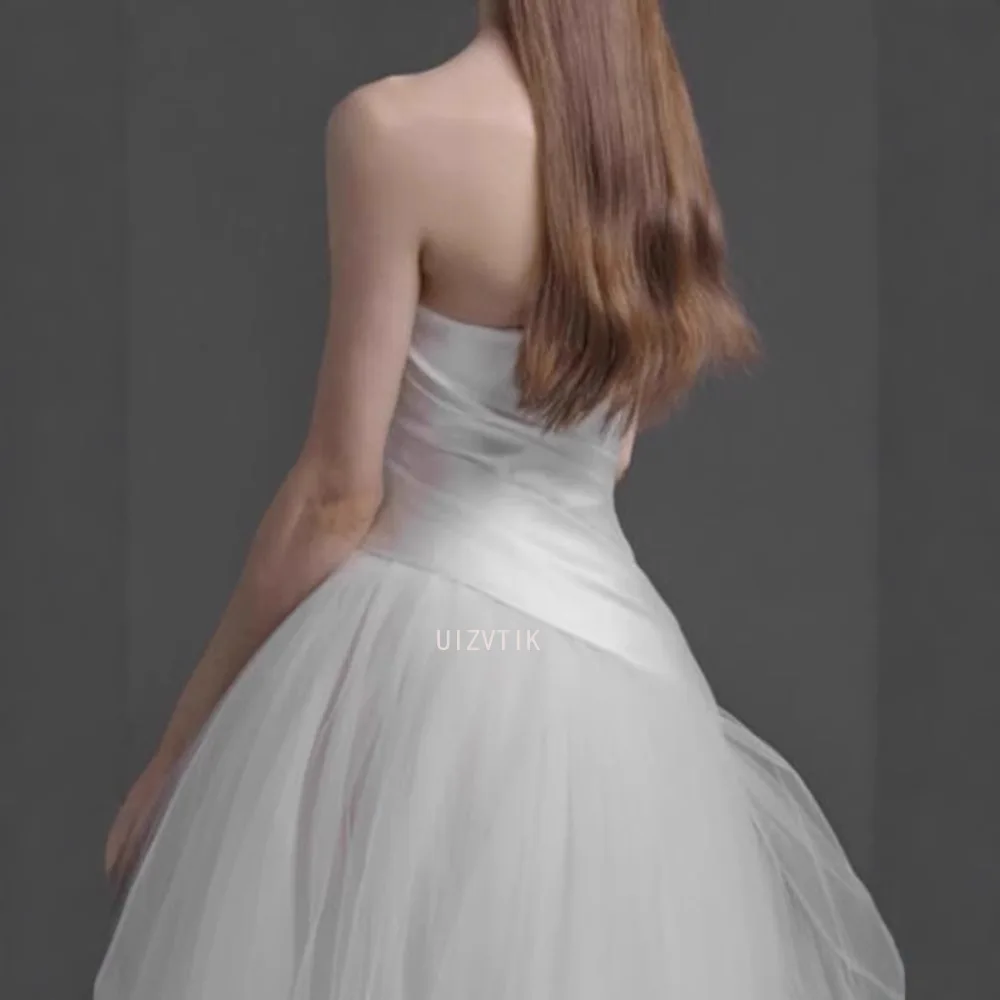 A linha vestidos de casamento feminino photoshoot sem alças retalhos vestido de noiva personalizado plissados cetim e tule macio vestidos de noiva