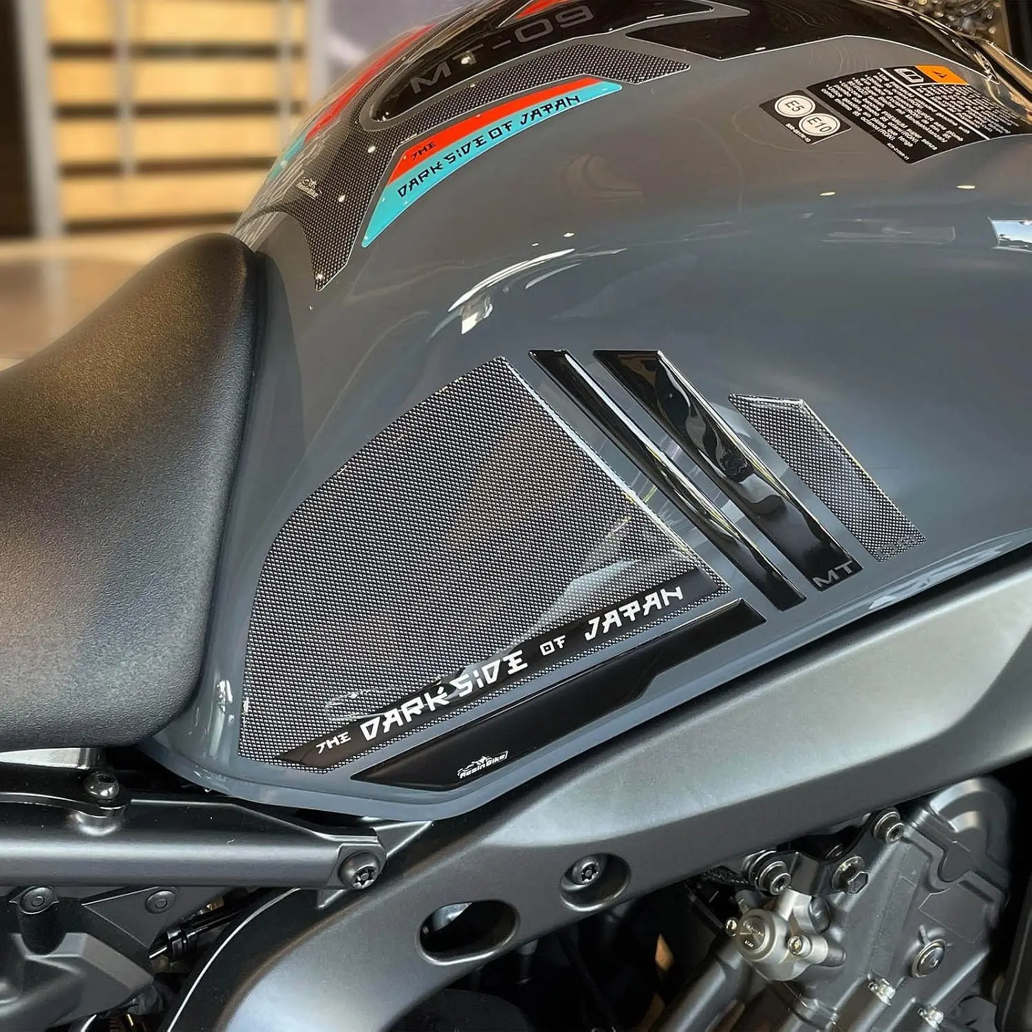 Motorcycle 3D Resin Stickers for Yamaha MT-09 2022 Tank Side Protectors Impact Scratches Pair Made in Italy Decal Kit