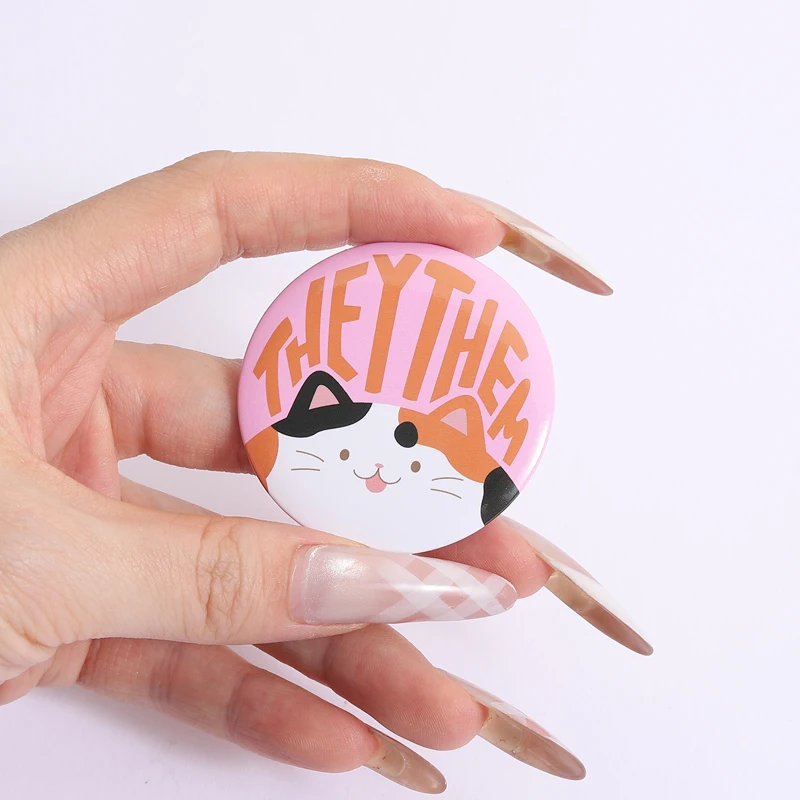 اسأل ضمائري دبابيس صفيح القط هي لها هم لهم له دبابيس التلبيب شارات الملابس LGBT مجوهرات هدية للأصدقاء #4