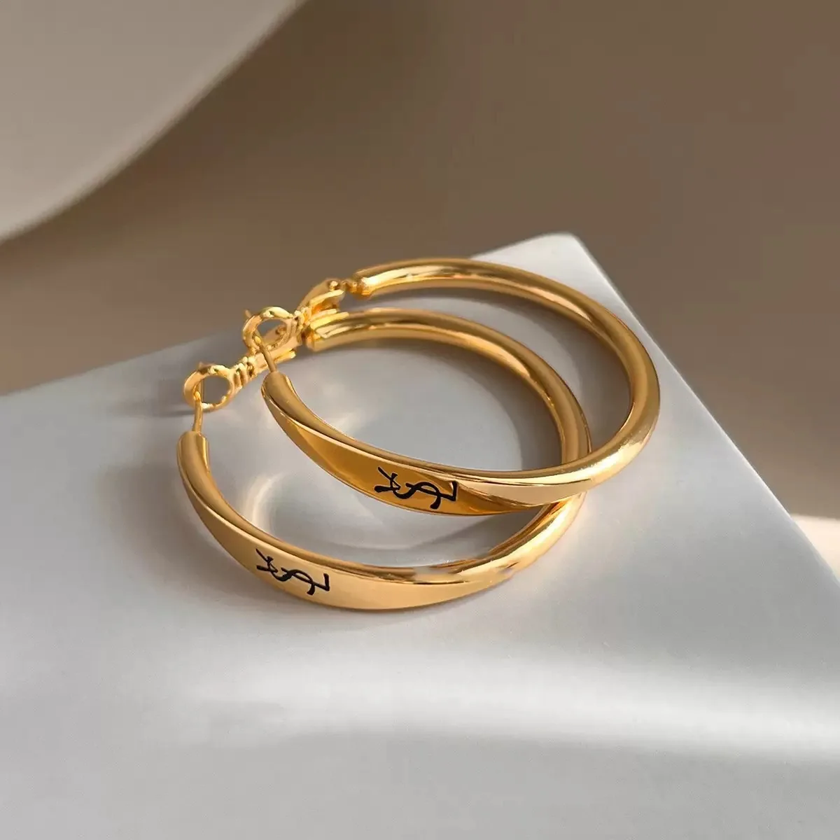 حروف هولدر روند أوربيلن صغيرة شخصية حلقة أوربيلين شخصية بسيطة أوربيلن