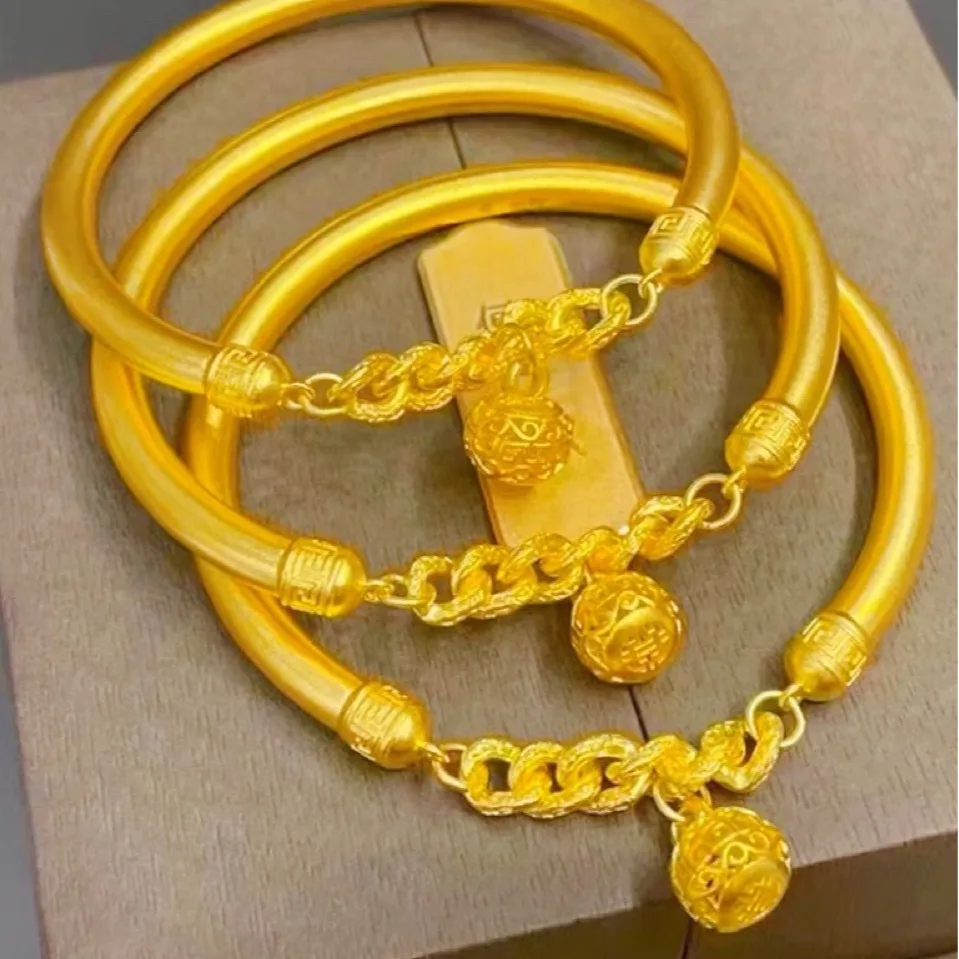 Does Wearing a Jade Bangle Actually Work? My 12-Year Verdict on the Healing & Energy Claims