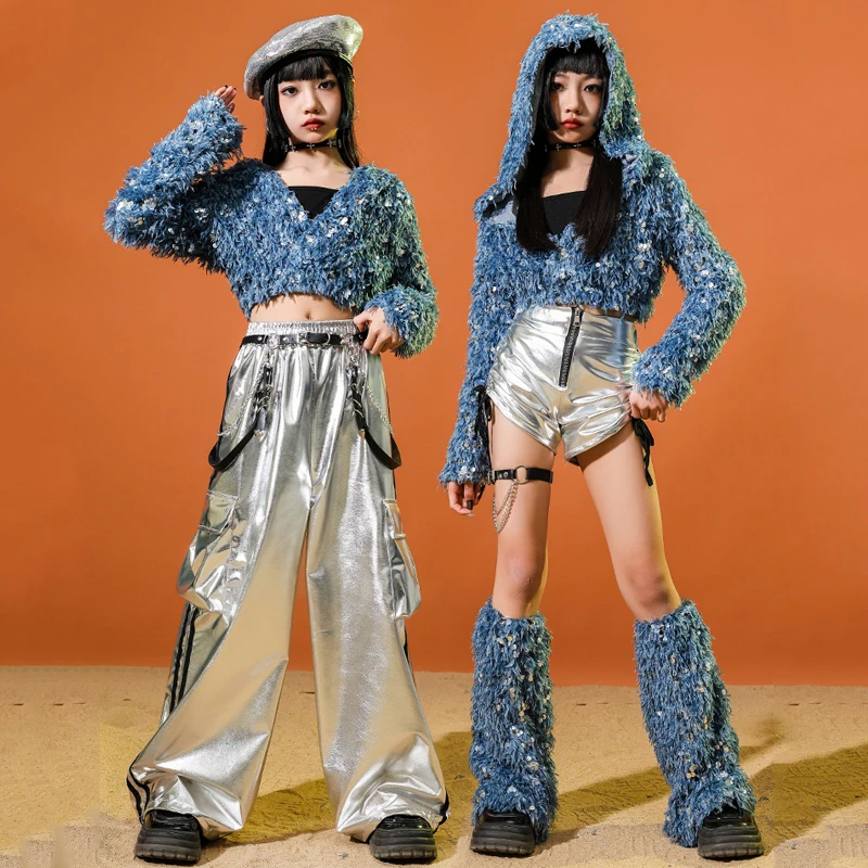 

Детские групповые костюмы для джазовых танцев, синий топ с блестками, серебряные штаны для девочек, одежда в стиле хип-хоп, сценический наряд K-pop XS10728