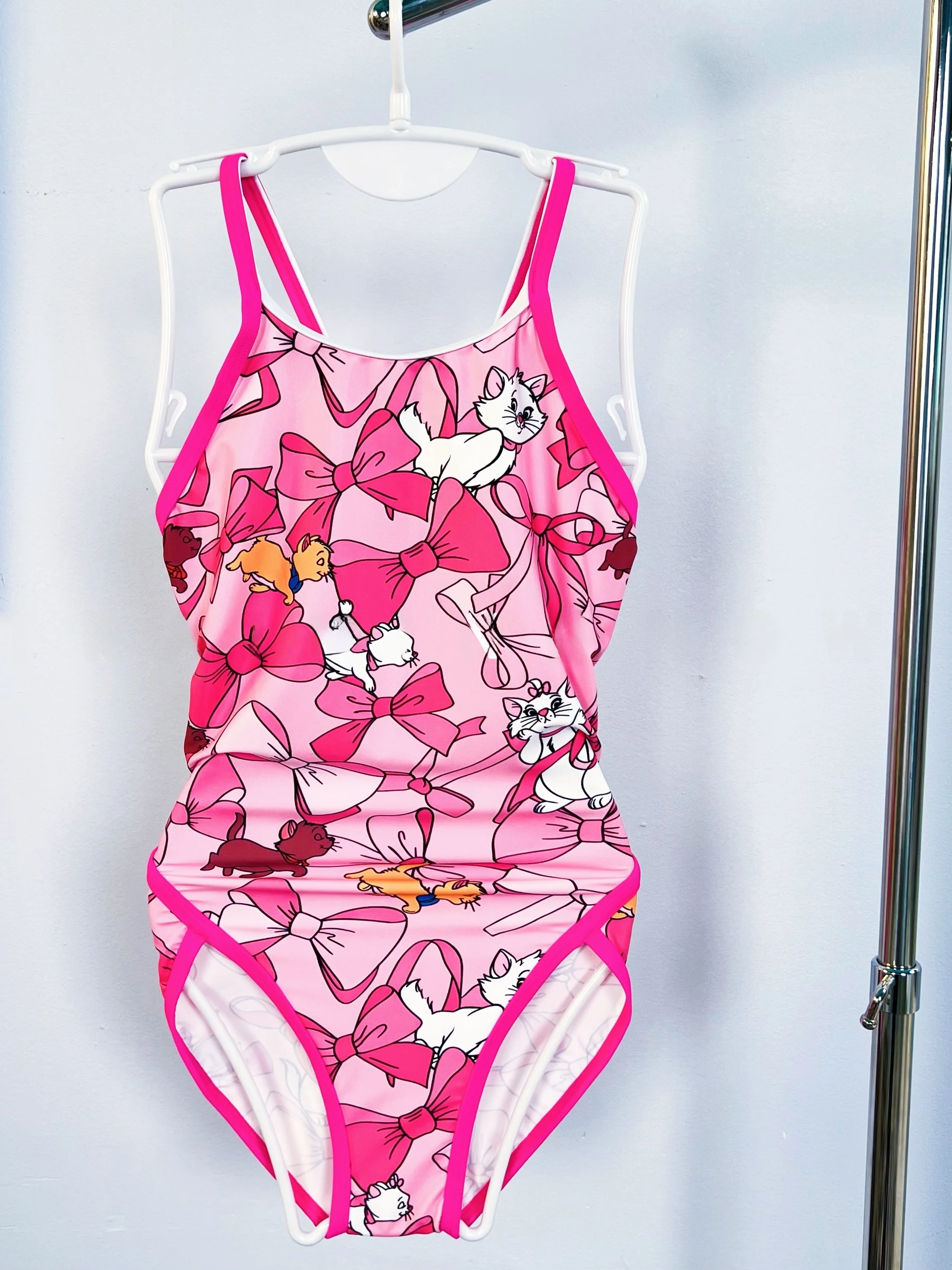 

Женский цельный купальник-трикотаж для плавания и соревнований, без чашечек, высокоэластичный, быстросохнущий