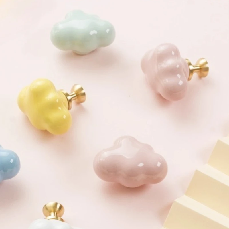 Schrank- und Schubladen-Möbelgriffe, Niedliche Wolken-Schranktürgriffe aus Reinem Messing, Matte Griffe, Nordische Keramikknöpfe für Kinderzimmer – Detail 3