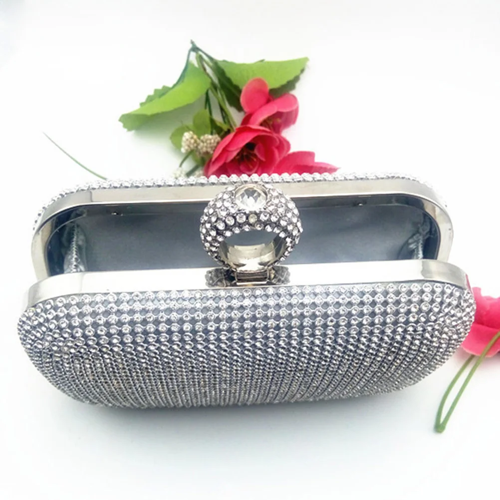 حقائب يد فاخرة للنساء لحفلات الزفاف والعروس ومحفظة أنيقة للولائم للاستخدام اليومي وحقائب حفلات العشاء