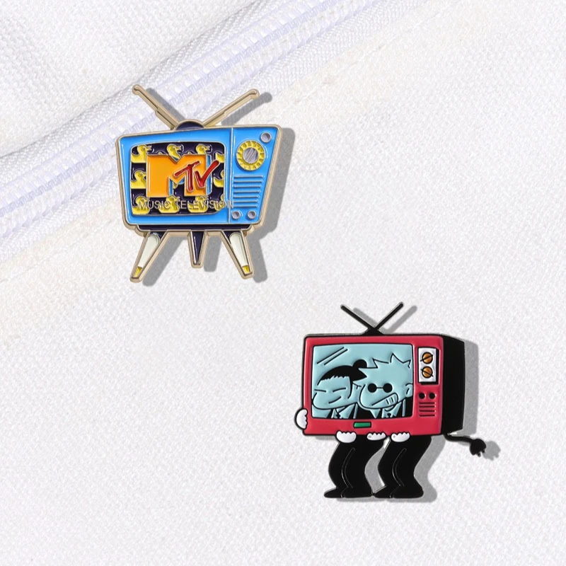 الإبداعية بروش مجموعات الكرتون الموسيقى التلفزيون مضحك ليتل الوحش الحيوان رسائل باتن شارات الملابس أكياس التلبيب دبابيس مجوهرات هدايا