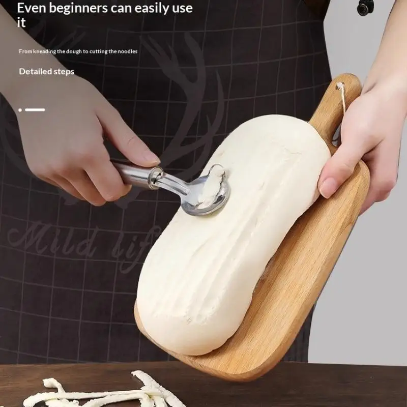 Stainless Steel Noodle Slicer With Ergonomic Handle, Makes Wide/Thin Noodles Perfect For Home Cooking