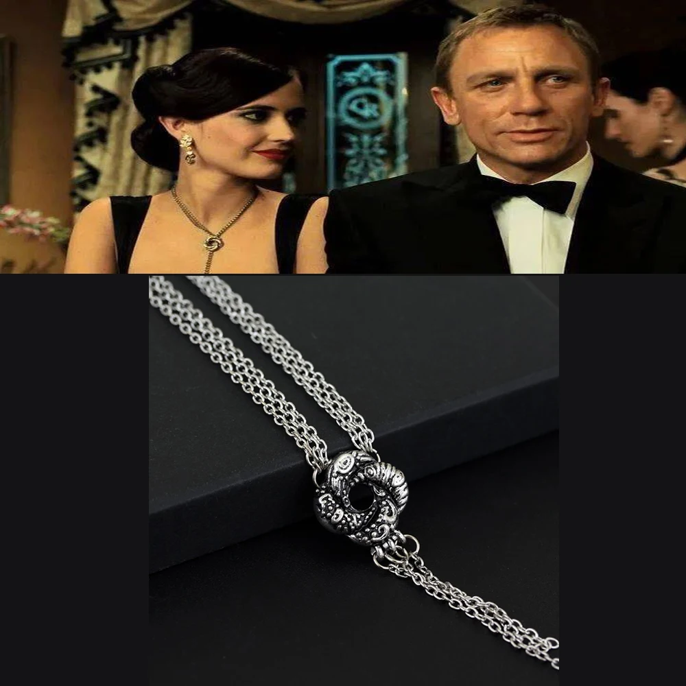 Movie 007 Algerian Loveknot Necklace Vesper Lynd Casino Royale Bond Girl Love Knot Necklace Vintage Silver Plated Women Jewelry